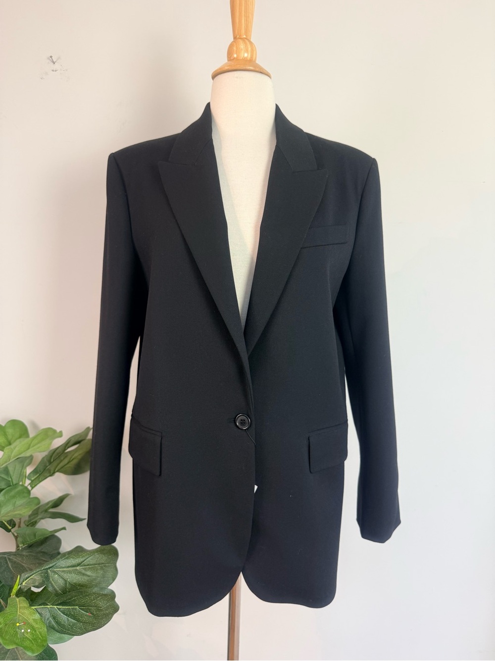 Zara Black Single-Button Tailored slightly oversized Blazer